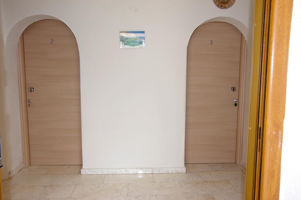 Athina Hotel Koinira Exterior photo